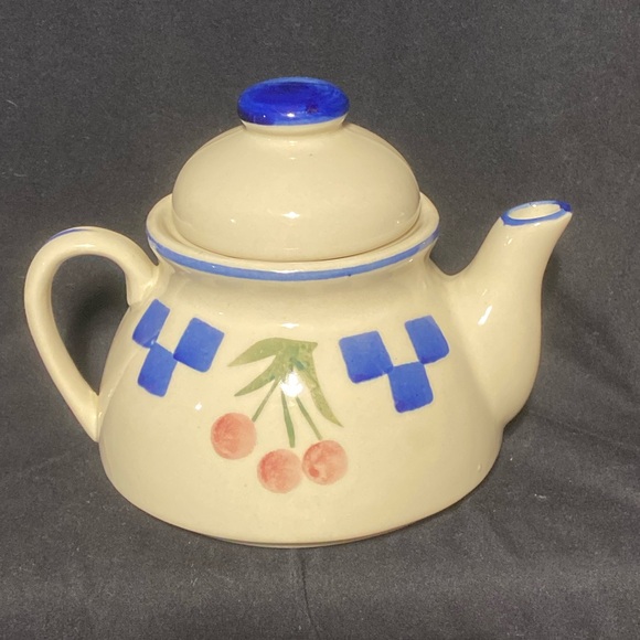 Tea pot Vintage 1970s hand painted - Picture 2 of 9